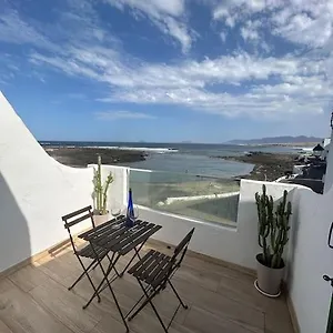 Hébergement de vacances Acogedora Casa Con Vistas Al Mar